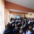 Peste 150 de elevi au participat la proiectul ”Fii isteț pe internet”