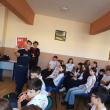 Peste 150 de elevi au participat la proiectul ”Fii isteț pe internet”
