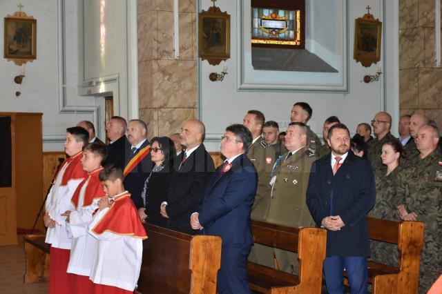 Invitații au mers în biserică la liturghie