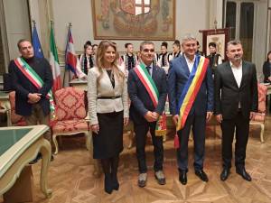Municipiile Fălticeni și Chieri (Italia) au semnat un acord de înfrățire