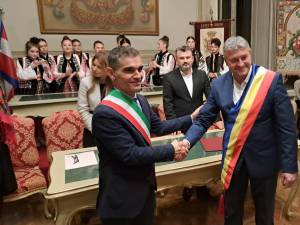 Municipiile Fălticeni și Chieri (Italia) au semnat un acord de înfrățire