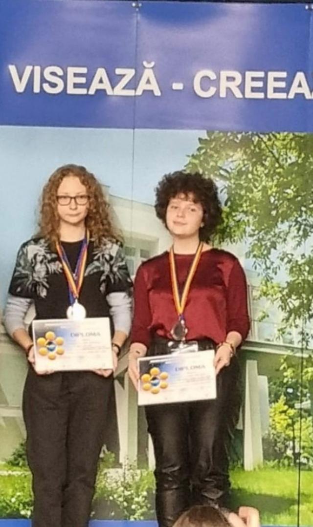 Elevi premiaţi la concursul BUCA IMSEF, în Turcia