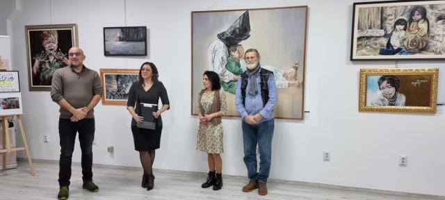 Vernisajul expoziției de pictură „Și povestea lor cine o spune?”, de Iolanda Bădăluță