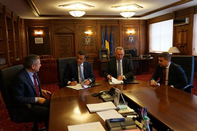 Deputatul PSD de Suceava Gheorghe Șoldan a participat la semnarea contractului de finanțare pentru modernizarea Aeroportului „Ștefan cel Mare” din Suceava