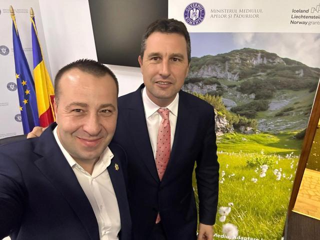 Contractul de finanțare a fost semnat de către viceprimarul Lucian Harșovschi, la sediul Ministerului Mediului, în prezența ministrului Tánczos Barna