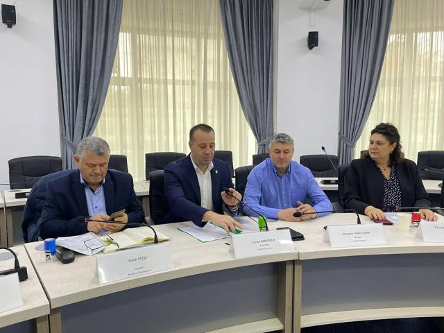 Contractul de finanțare a fost semnat de către viceprimarul Lucian Harșovschi, la sediul Ministerului Mediului, în prezența ministrului Tánczos Barna