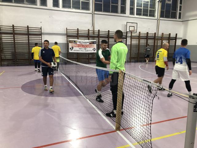 Spectacol sportiv și fair-play la „Cupa Prieteniei” la tenis cu piciorul