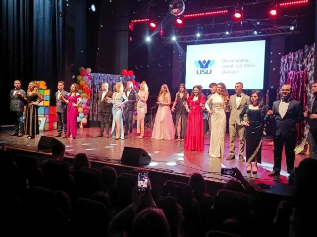 Perechile participante la concursul Miss si Mister Boboc, USV, 2022