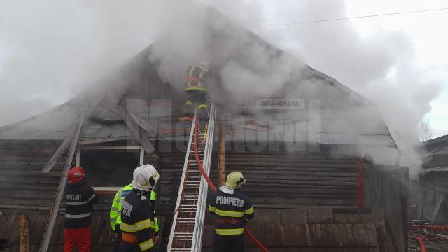 Incendiu la casă din municipiul Rădăuți