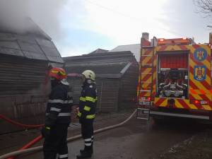 Incendiu la casă din municipiul Rădăuți