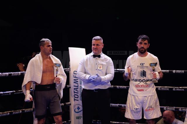 Dumitru Vicol, în dreapta imaginii, imbina cu succes boxul amator cu cel profesionist