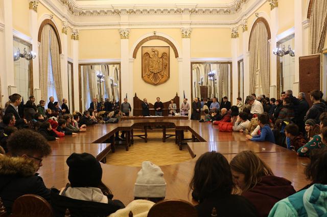 Deschiderea oficiala a concursului de matematică-informatică Memorialul „Ștefan Dârțu” va avea loc în sala oglinzilor din Primăria Vatra Dornei
