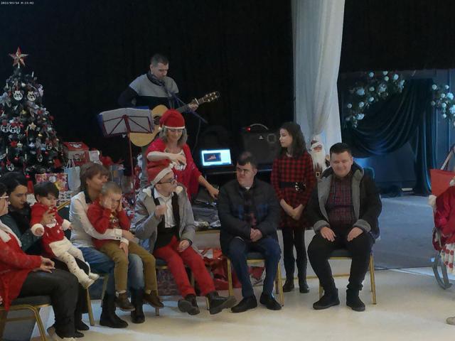 Daruri pentru 60 de copii și tineri cu dizabilități din cadrul Asociației „Freamăt de Speranță”, la Câmpulung Moldovenesc