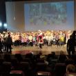 Peste 150 de copii din Ucraina au susținut un spectacol de colinde pe scena Teatrului „Matei Vișniec” Suceava