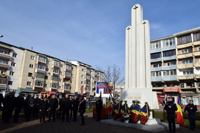Comemorarea eroilor martiri ai Revoluţiei din 1989, la Fălticeni