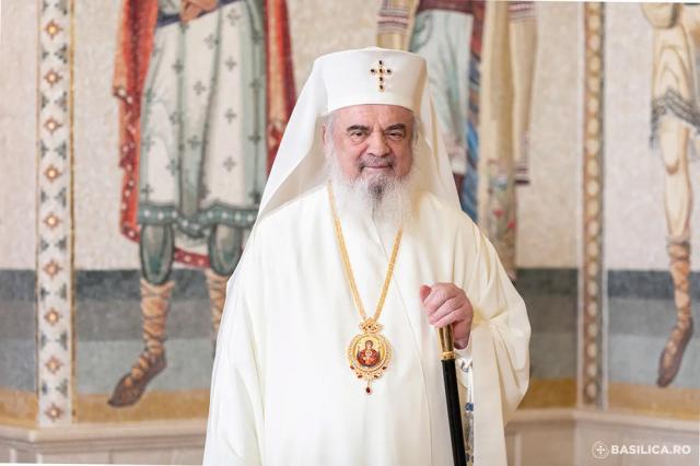 Preafericitul Părinte Patriarh Daniel: „Naşterea lui Hristos uneşte cerul cu pământul”