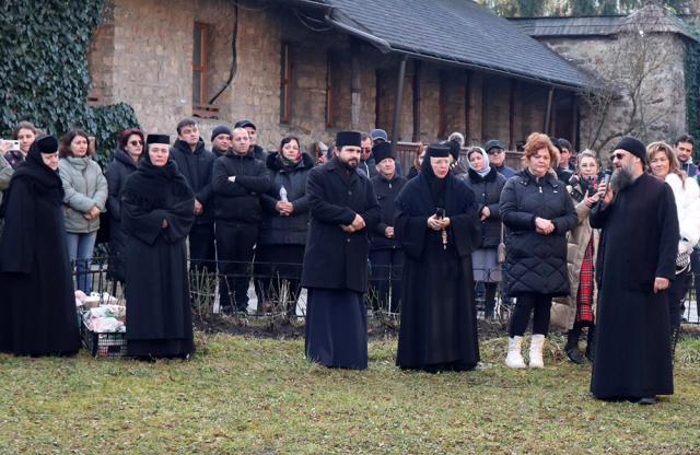 Pe 1 ianuarie, Mănăstirea Moldoviţa şi-a deschis porţile pentru urători