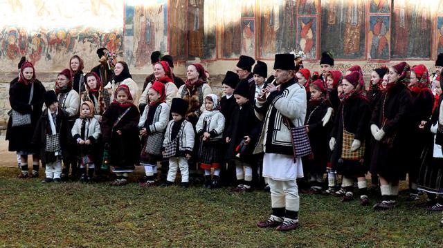 Pe 1 ianuarie, Mănăstirea Moldoviţa şi-a deschis porţile pentru urători