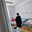Pacienții creștini ortodocși internați în Spitalul de Urgență Suceava au primit Agheasma Mare de la preotul Constantin Diaconașu