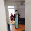 Pacienții creștini ortodocși internați în Spitalul de Urgență Suceava au primit Agheasma Mare de la preotul Constantin Diaconașu