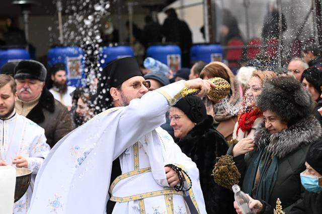 Botezul Domnului, la Mănăstirea „Sfântul Ioan cel Nou de la Suceava”