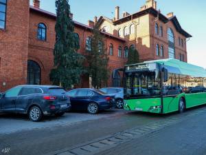 Taxatoarele de la TPL Suceava se pot recalifica ca șoferi pentru autobuzele electrice mici.