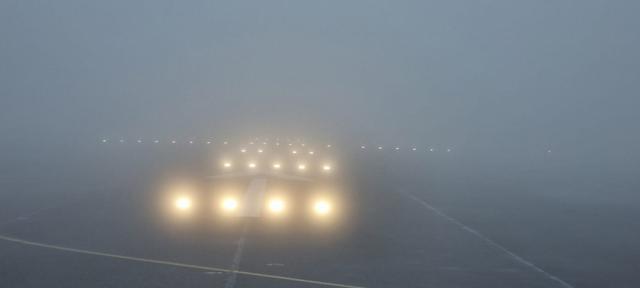 Vizibilitatea pe Aeroportul „Ștefan cel Mare” a fost aproape de zero