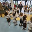 Primarul Sucevei, Ion Lungu a intrat în hora copiilor de la Grădinița Colegiului Mihai Eminescu