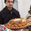 Oaspeții la inaugurarea Grădiniței, întâmpinați cu pâine și sare