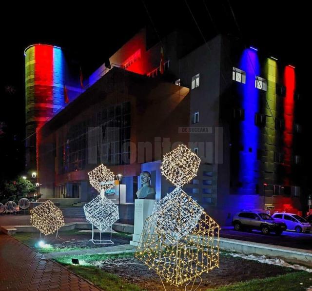 Duminică, 15 ianuarie 2023- ultima zi în care au mai fost pornite instalațiile ornamentale de iluminat de pe străzile Sucevei 4