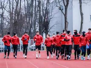 Fotbaliștii Bucovinei au revenit la antrenamente. Foto Cristian Plosceac