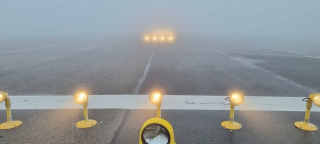 Mai multe zboruri de pe Aeroportul Suceava au fost anulate din cauza ceții