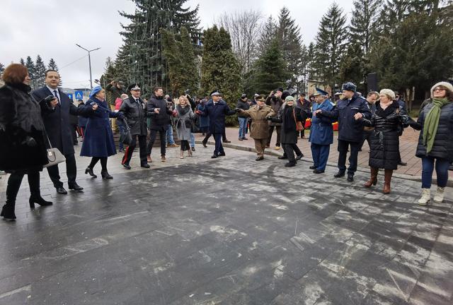 Hora Unirii, pentru prima dată la Suceava, de Ziua Unirii Principatelor