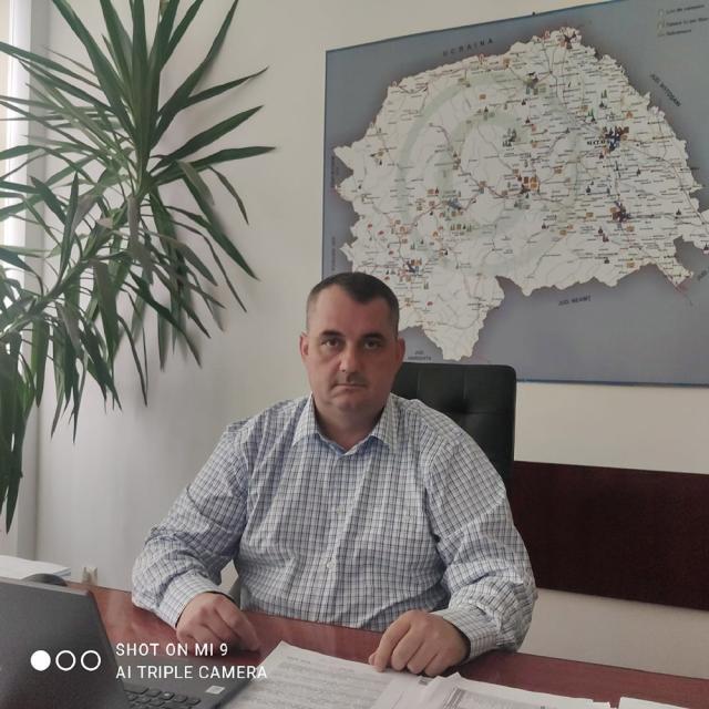 Doctorul Sorin Mihai Voloșeniuc, directorul executiv al Direcției Sanitar Veterinare și pentru Siguranța Alimentelor  Suceava