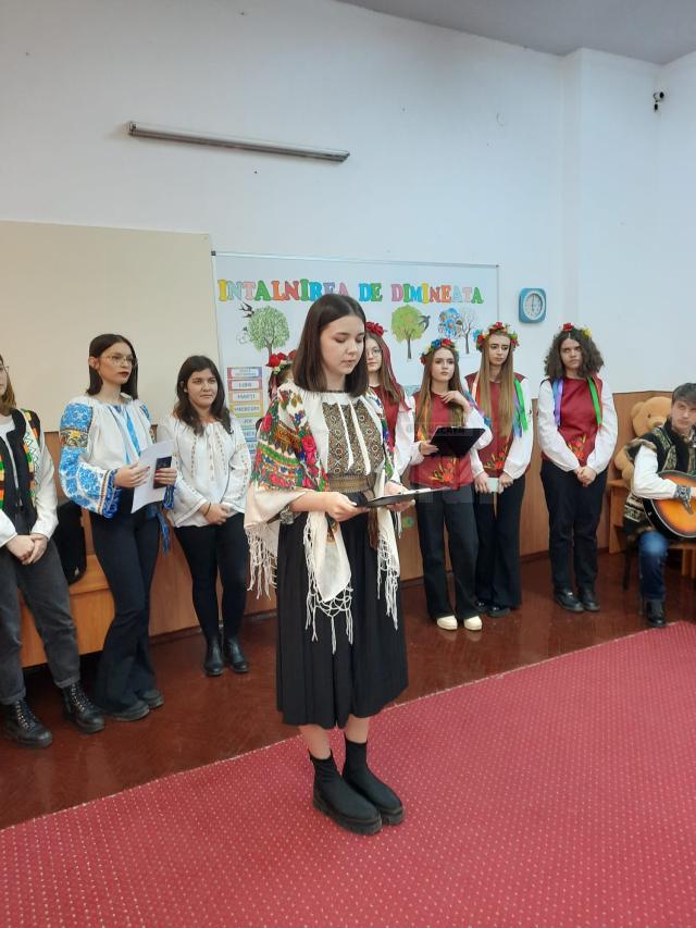 Proiectul educațional „Influențe ucrainene asupra personalității lui Mihai Eminescu”, la Școala Călinești-Cuparencu