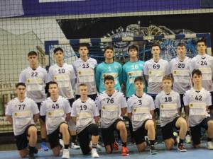 CSU din Suceava a jucat finala turneului pentru juniori din Ardeal. Foto handbalmania.ro