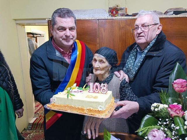 Viorica Hogaș, sărbătorită la vârsta de 108 ani