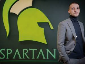 Ștefan Mandachi, fondatorul brandului Spartan, a vândut întreaga rețea de restaurante