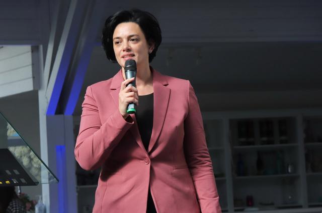 Președintele Organizației de Femei din PNL Suceava, deputatul Angelica Fădor