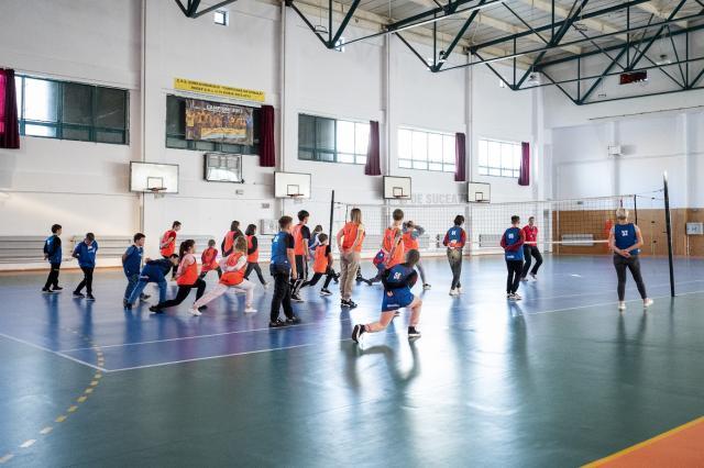Profesorii și pasionații de sport din județul Suceava pot să obțină acreditare de instructor sportiv, prin Fundația Te Aud România