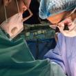 Echipele implicate atât în prelevarea, cât și în transplantarea organelor