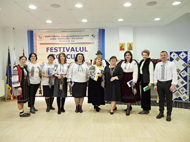 Peste 200 de elevi au participat la Festivalul-concurs „Bucovina - Tradiție, Cultură, Spiritualitate”, la Vicovu de Sus