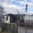 Casă distrusă complet de un incendiu