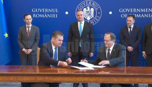 Gheorghe Flutur a semnat proiectul pentru cosntrucția a 200 de kilometri de piste de bicicletă în prezența premierului Nicolae Ciucă