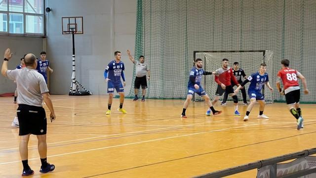 Tinerii de la CSU II din Suceava fac o figură frumoasă în campionat