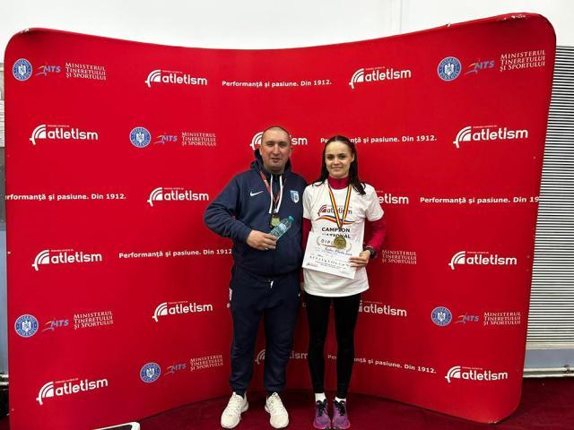 Antrenorul Cristian Prâsneac alături de dubla campioană națională Claudia Costiuc
