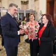 Marcel Ciolacu le-a oferit flori femeilor din delegația PSD Suceava
