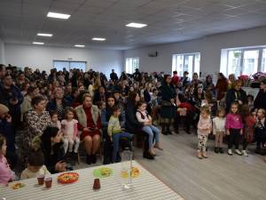 Concursul naţional „Penelul Fermecat” a reunit 239 de lucrări, la Fălticeni