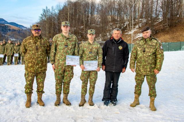 Competiție spectaculoasă de schi, cu elevii Colegiului Militar Câmpulung