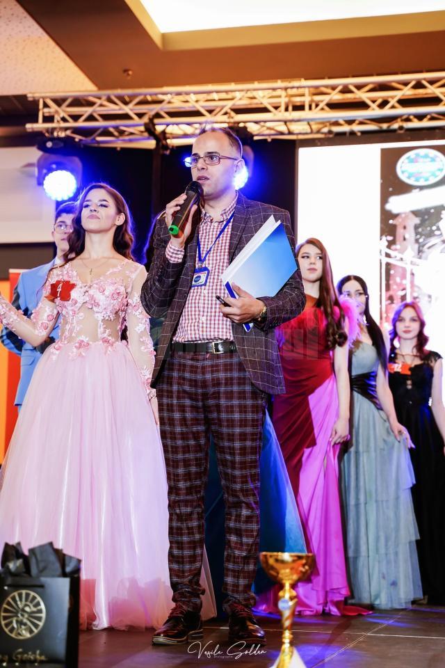 S-au desemnat câștigătorii Concursului judeţean „Miss & Mister Bucovina”, ediţia a IX-a